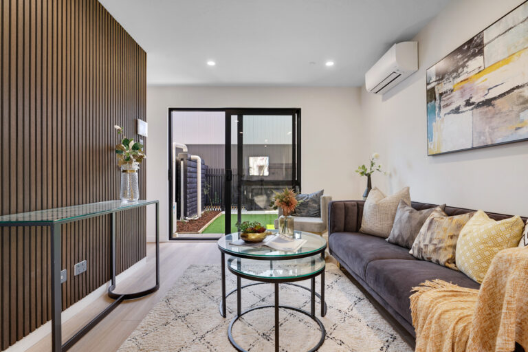 Wilmshurst Terraces 11 DSC02338 DSC02342