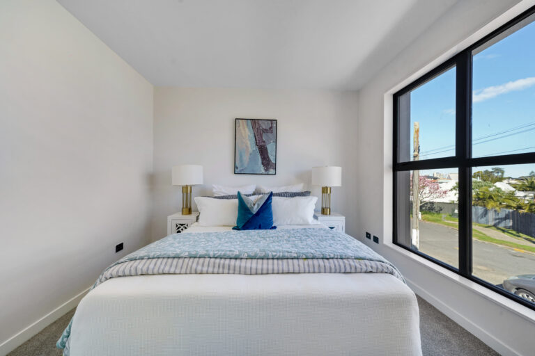 Wilmshurst Terraces 14 DSC02398 DSC02402