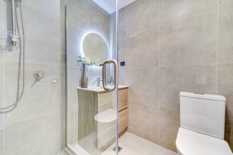 Wilmshurst Terraces 15 DSC02418 DSC02422