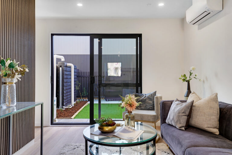 Wilmshurst Terraces 10 DSC02472 DSC02476