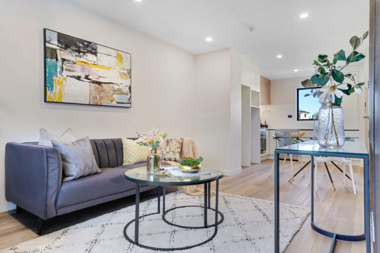 Wilmshurst Terraces 16 DSC02512 DSC02516