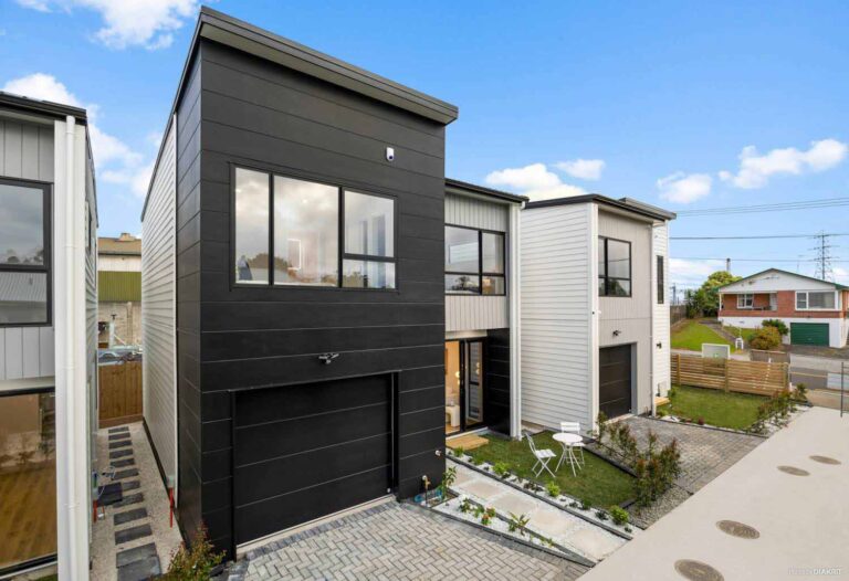 Gavin Terraces 2 gavin 002